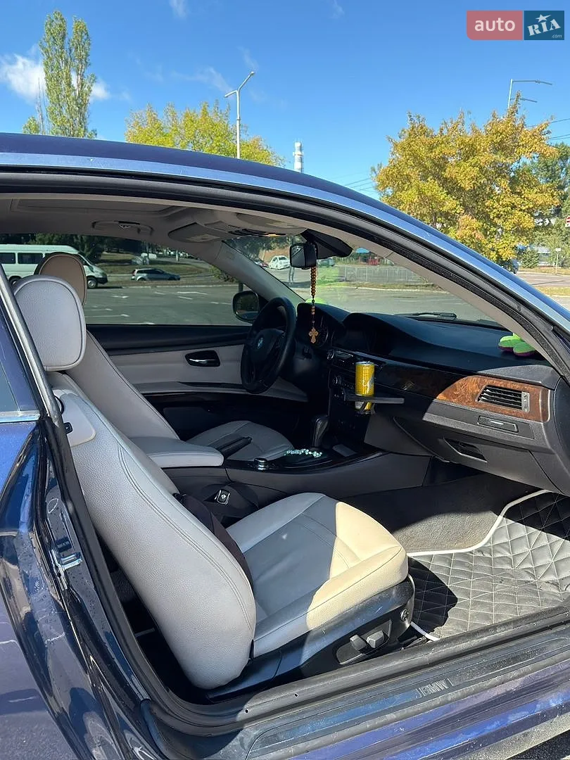 2011 BMW 3er - мініатюра 9