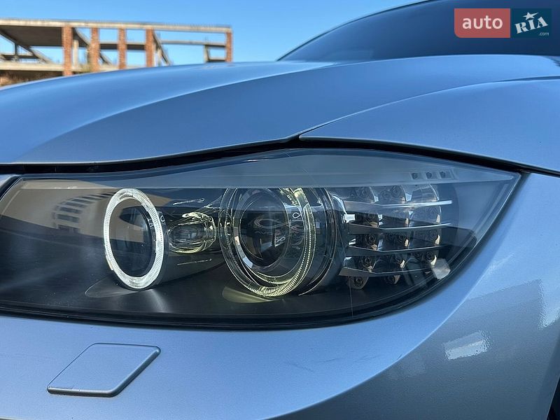 Седан BMW 3 Series 2011 в Хмельницком