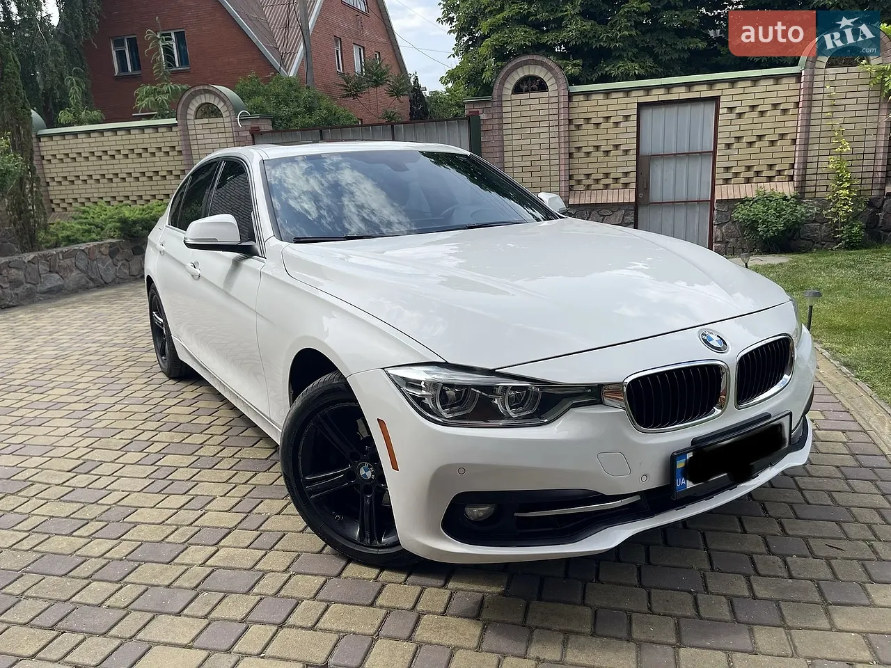 BMW 3 Series 2016