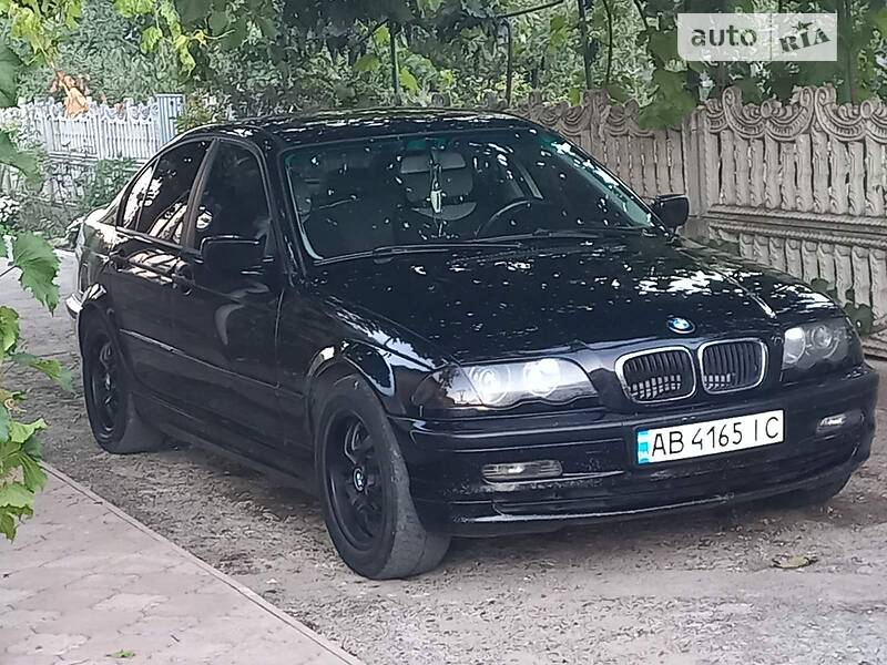 BMW 320