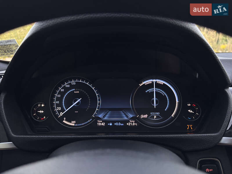 Купе BMW 4 Series Gran Coupe 2015 в Киеве фото 33 Купе BMW 4 Series Gran Coupe 2015 в Киеве