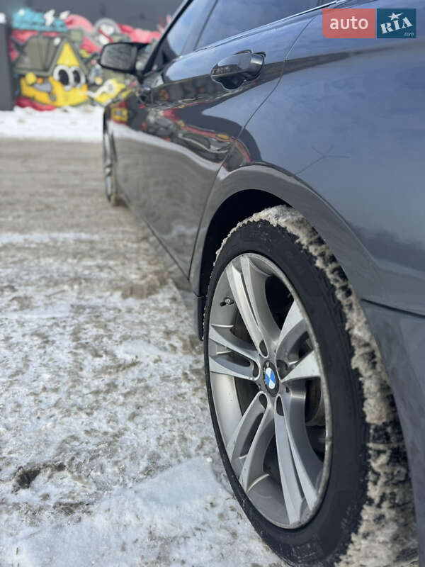 Купе BMW 4 Series Gran Coupe 2015 в Киеве фото 22 Купе BMW 4 Series Gran Coupe 2015 в Киеве