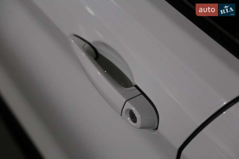 Купе BMW 4 Series 2015 в Киеве