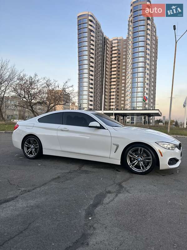 Купе BMW 4 Series 2015 в Киеве