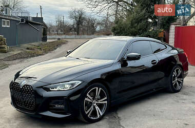 Купе BMW 4 Series 2022 в 