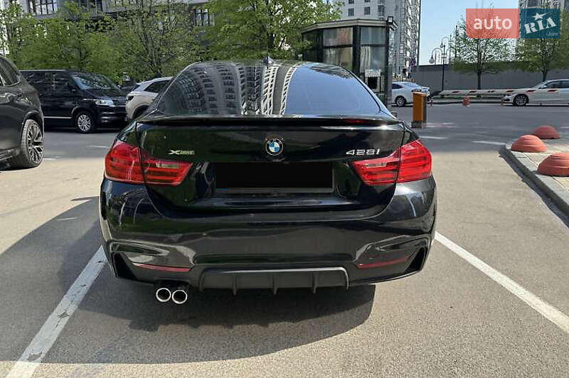 Купе BMW 4 Series 2014 в Киеве фото 6 Купе BMW 4 Series 2014 в Киеве