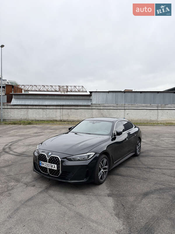 Купе BMW 4 Series 2022 в Киеве