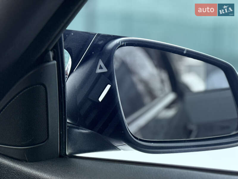 Купе BMW 4 Series 2017 в Ровно фото 45 Купе BMW 4 Series 2017 в Ровно