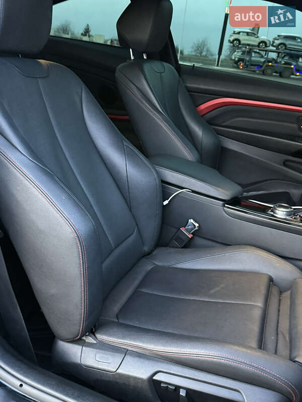 Купе BMW 4 Series 2013 в Ровно