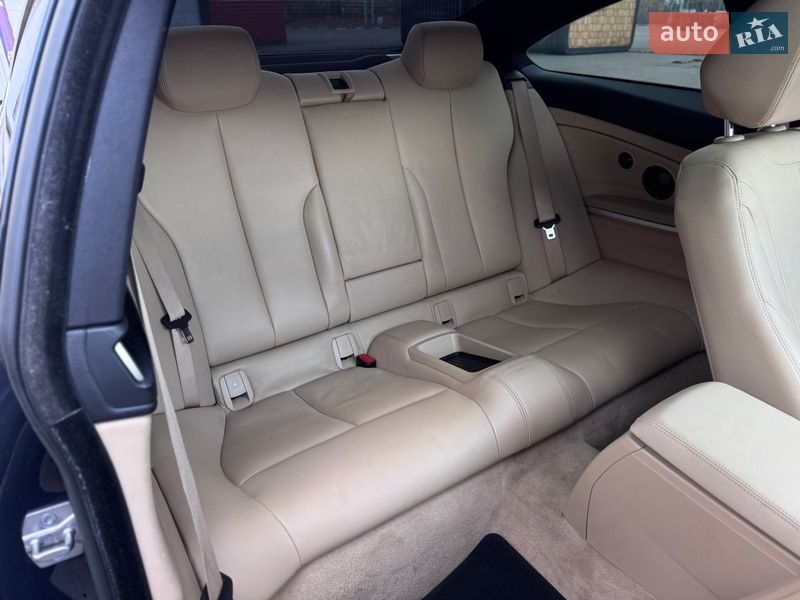 Купе BMW 4 Series 2015 в Києві