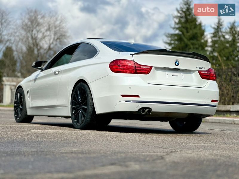 Купе BMW 4 Series 2016 в Умані