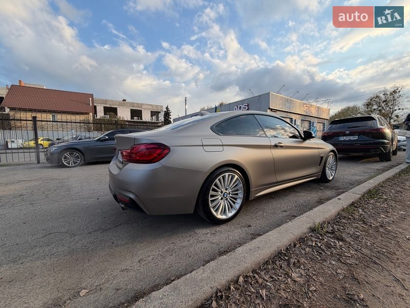 Купе BMW 4 Series 2015 в Киеве фото 11 Купе BMW 4 Series 2015 в Киеве