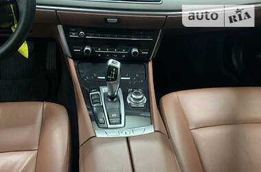 Хетчбек BMW 5 Series GT 2013 в 
