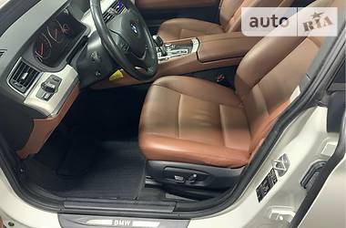 Хетчбек BMW 5 Series GT 2013 в 