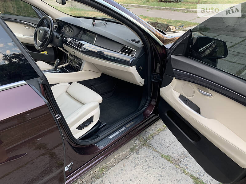 Хетчбек BMW 5 Series GT 2011 в Дніпрі