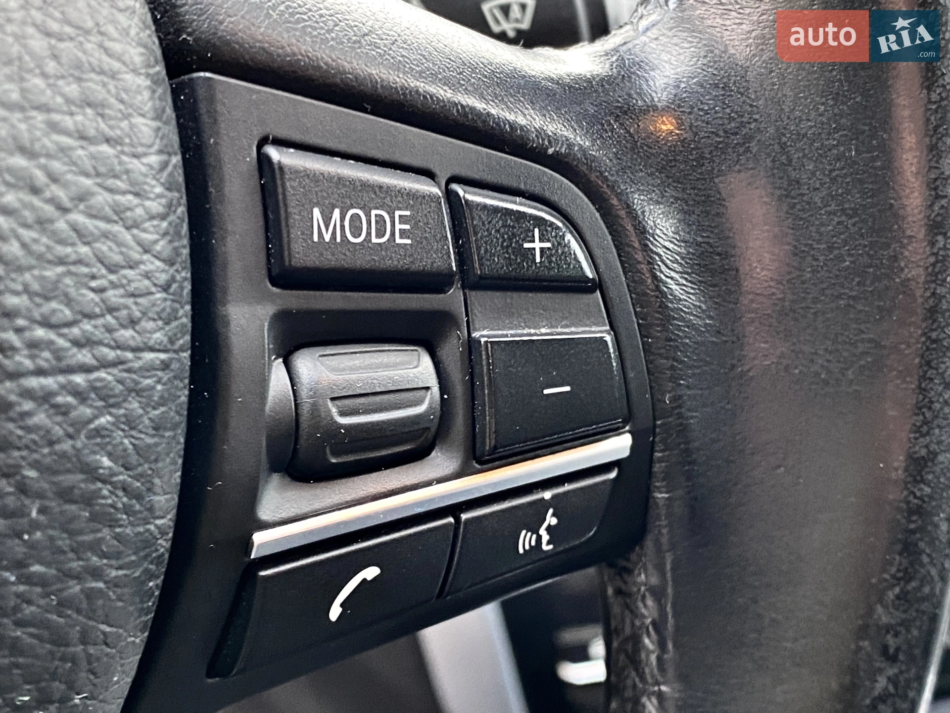 2013 BMW 5er - мініатюра 18