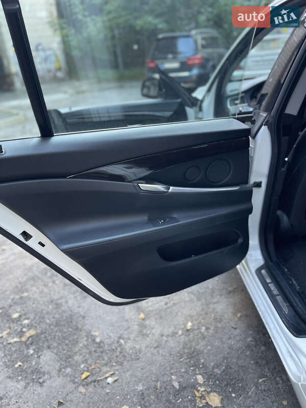 Ліфтбек BMW 5 Series GT 2014 в Києві фото 16 Ліфтбек BMW 5 Series GT 2014 в Києві