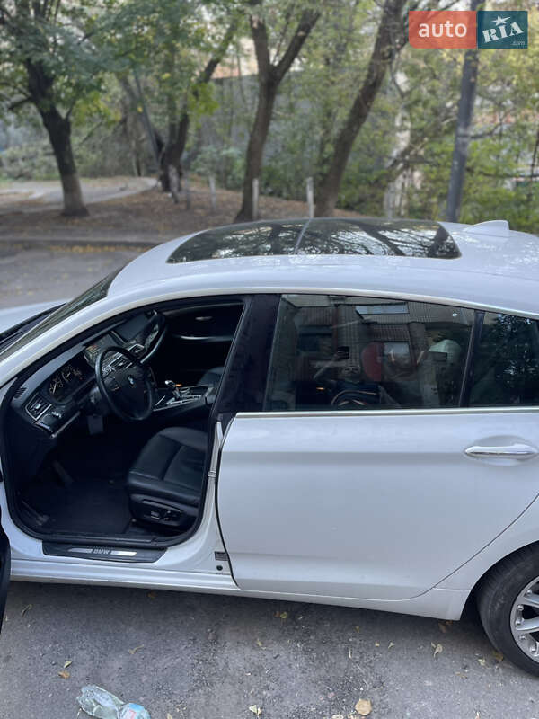 Ліфтбек BMW 5 Series GT 2014 в Києві фото 25 Ліфтбек BMW 5 Series GT 2014 в Києві