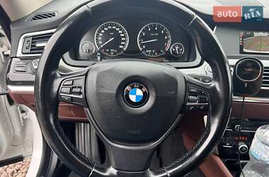 Лифтбек BMW 5 Series GT 2017 в 