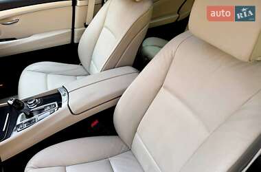 Лифтбек BMW 5 Series GT 2013 в 