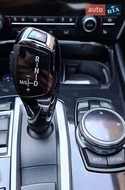 Лифтбек BMW 5 Series GT 2013 в 