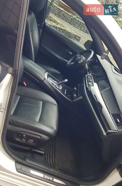 Лифтбек BMW 5 Series GT 2015 в 