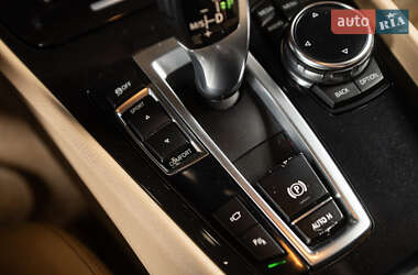 Лифтбек BMW 5 Series GT 2014 в 