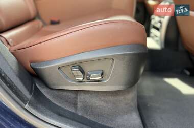 Лифтбек BMW 5 Series GT 2012 в 
