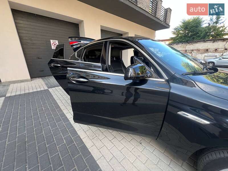 Лифтбек BMW 5 Series GT 2012 в Хмельницком