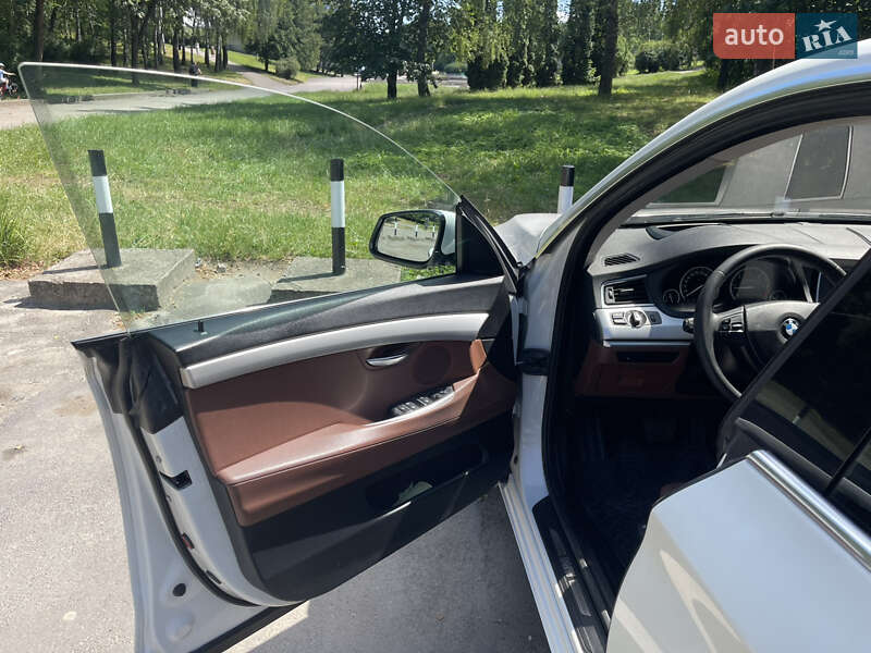 Седан BMW 5 Series GT 2013 в Тернополе