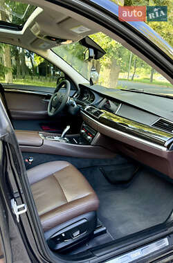 Лифтбек BMW 5 Series GT 2015 в 
