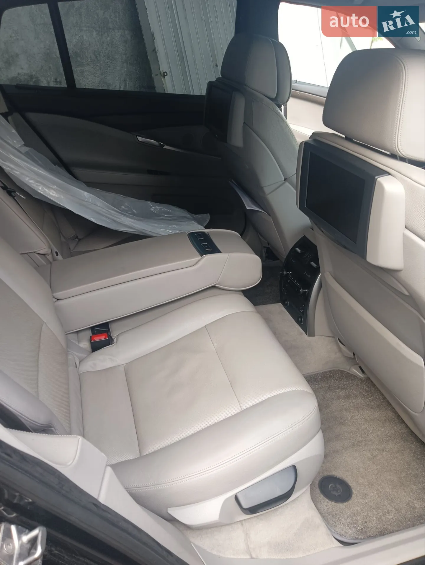 2012 BMW 5er - мініатюра 2