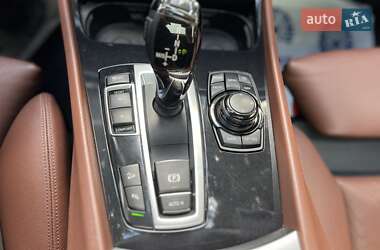 Лифтбек BMW 5 Series GT 2012 в 