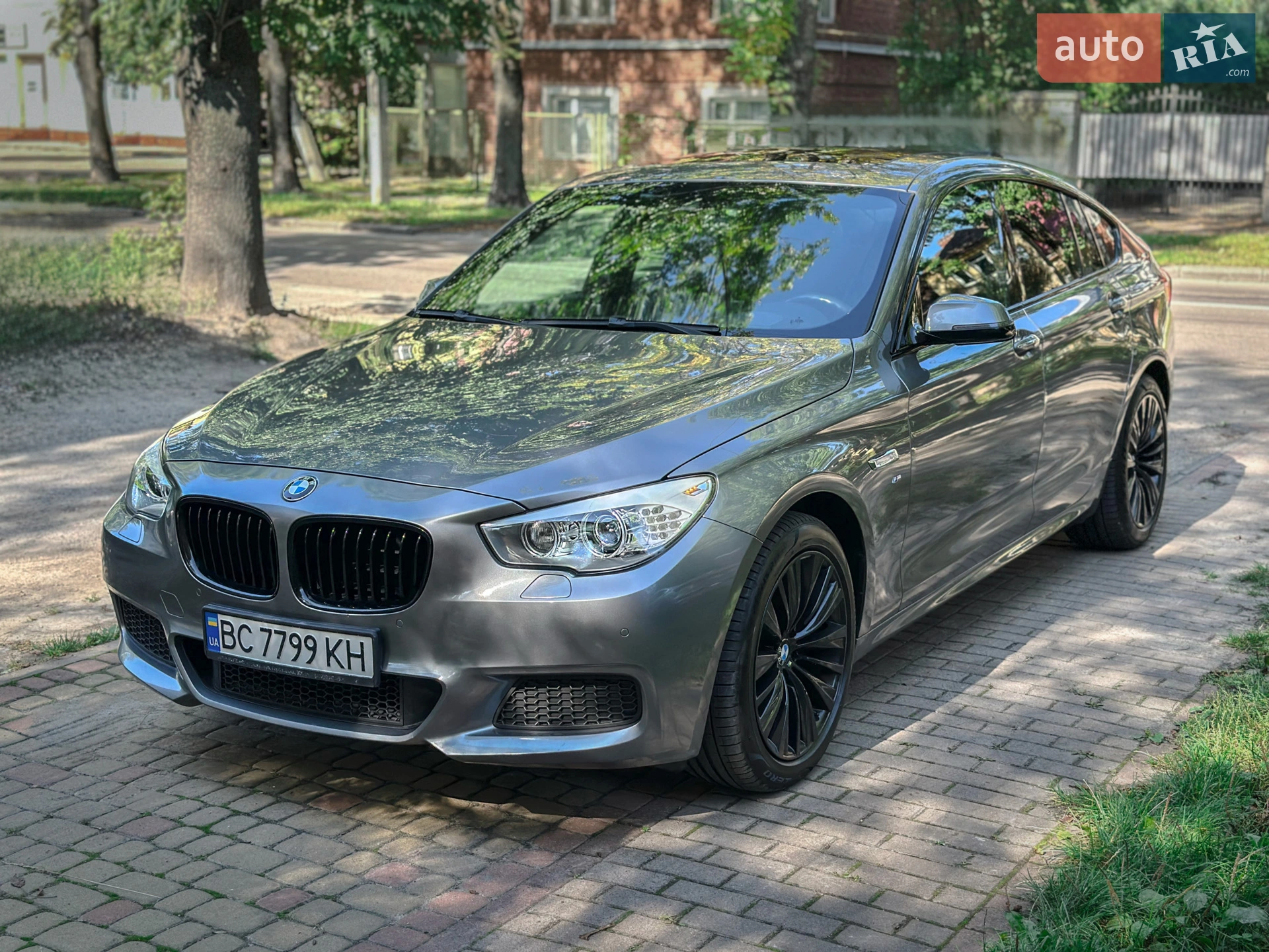 2013 BMW 5er - мініатюра 2