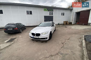 Ліфтбек BMW 5 Series GT 2015 в  фото 8 Ліфтбек BMW 5 Series GT 2015 в