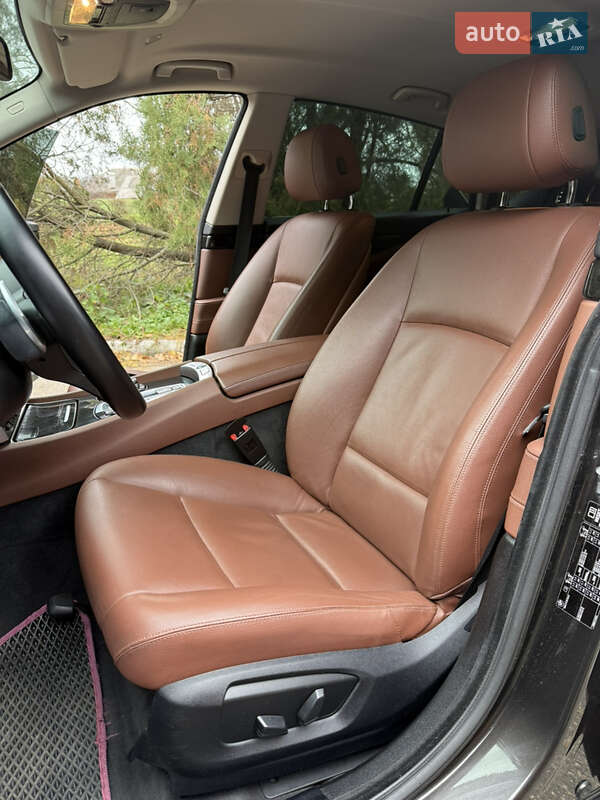 Лифтбек BMW 5 Series GT 2014 в Петропавловской Борщаговке