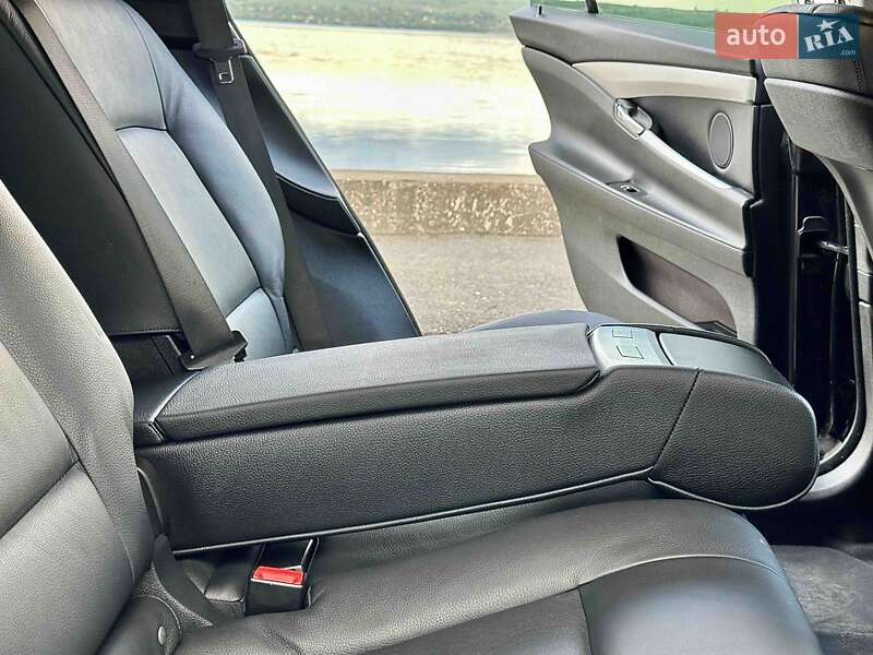 Лифтбек BMW 5 Series GT 2012 в Ивано-Франковске