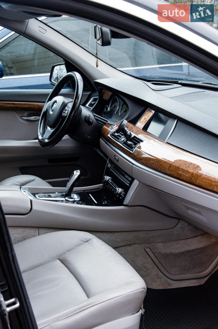 2010 BMW 5er - мініатюра 14