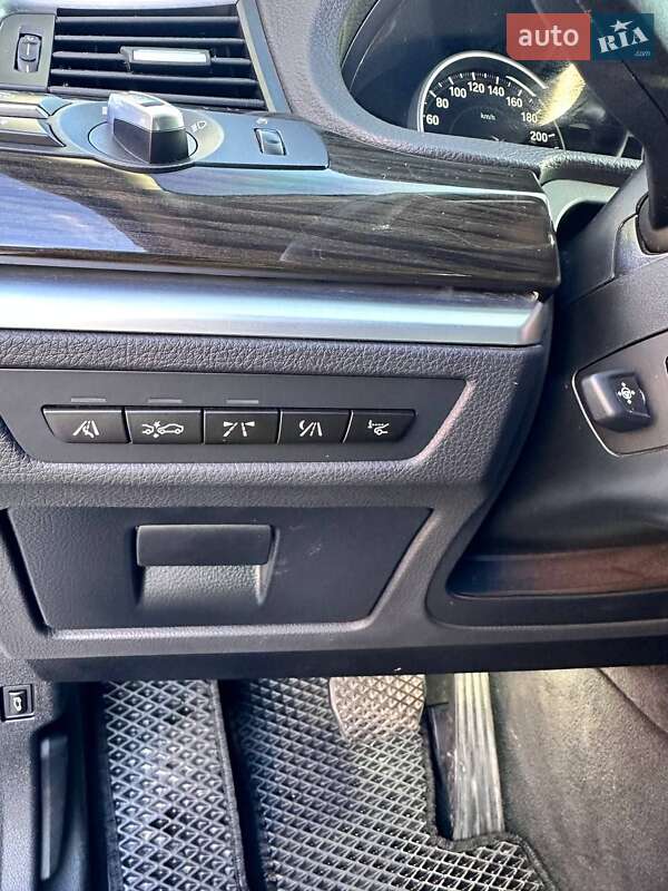 Ліфтбек BMW 5 Series GT 2013 в Новомосковську