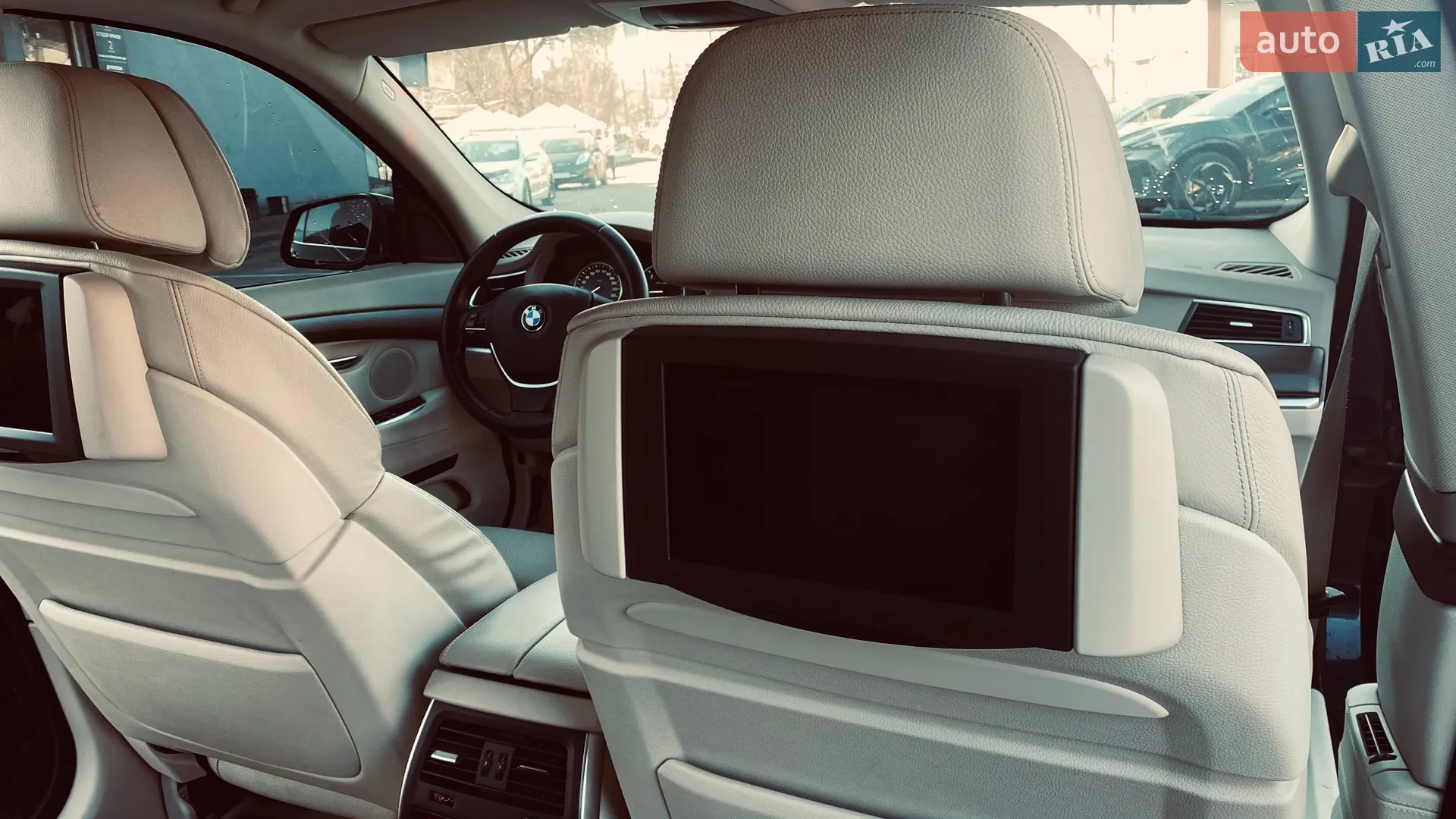 2011 BMW 5er - мініатюра 17