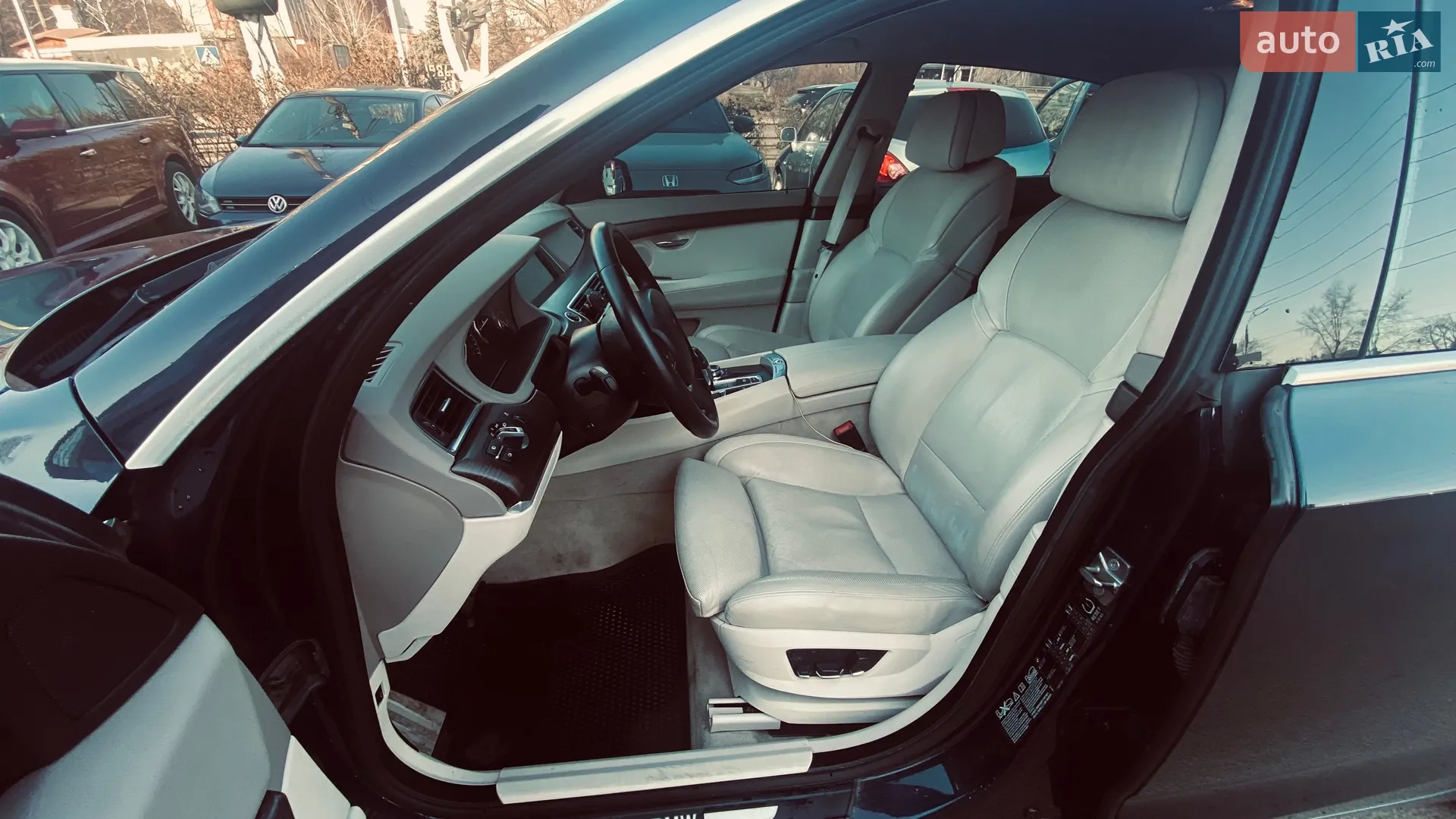 2011 BMW 5er - мініатюра 35