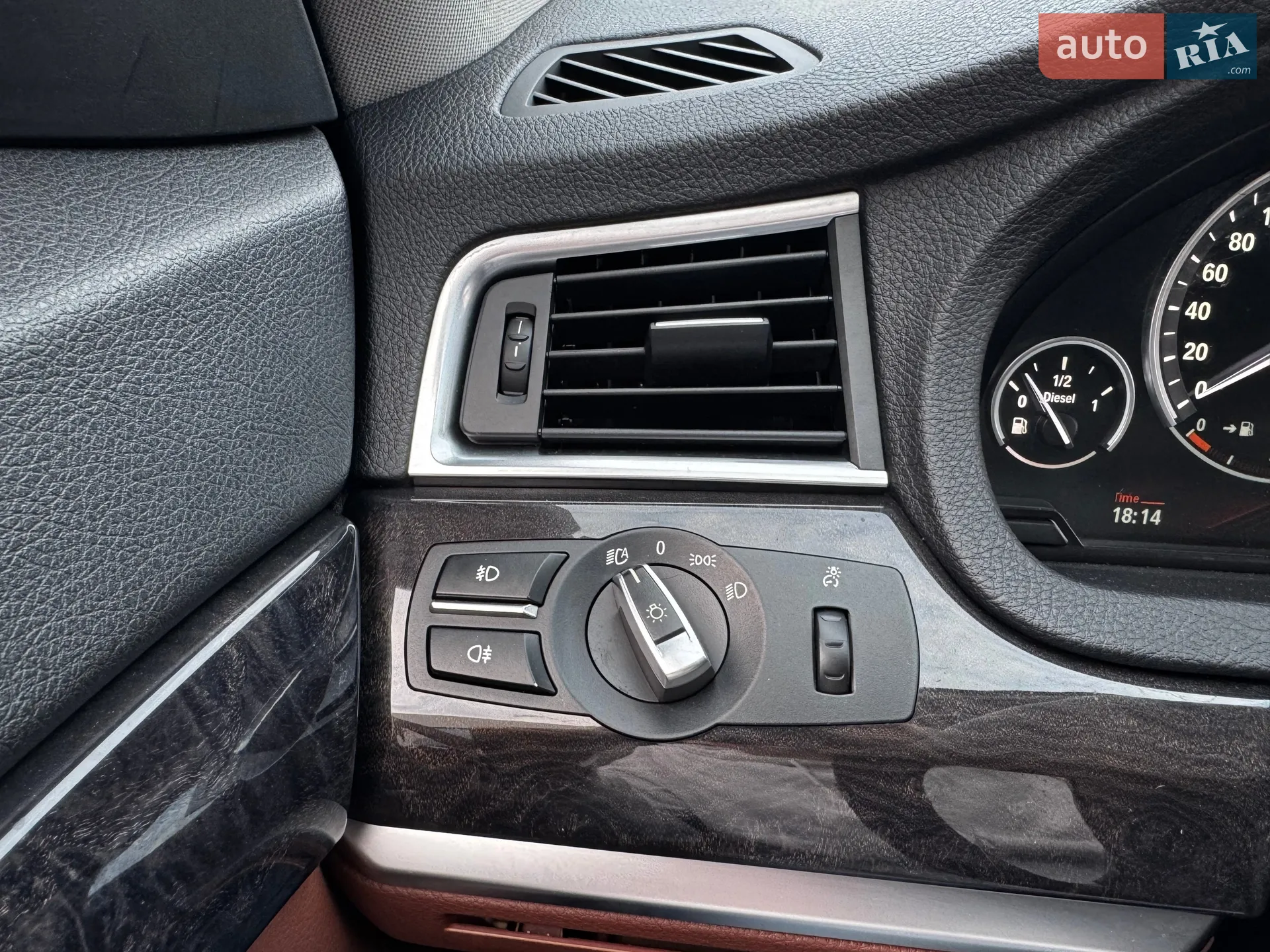 2010 BMW 5er - мініатюра 8