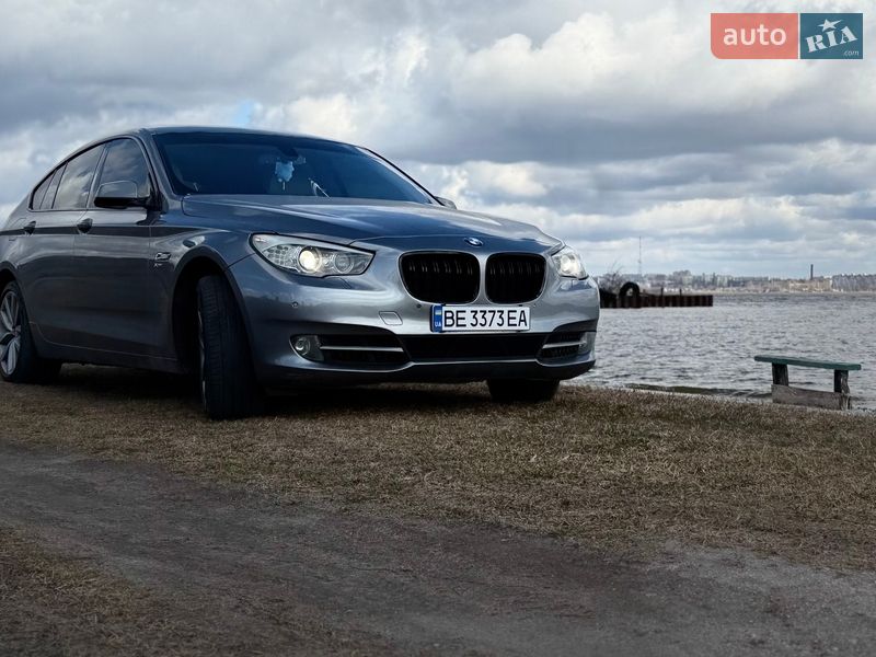 BMW 5 Series GT 2011