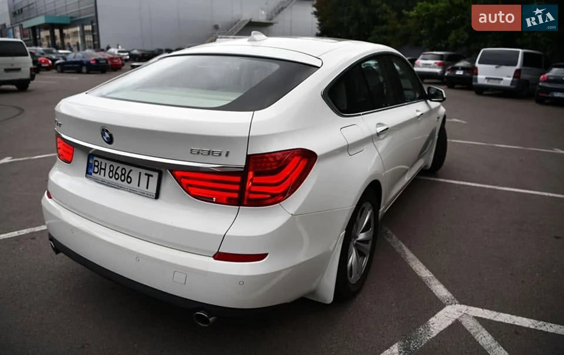 2010 BMW 5er - мініатюра 2