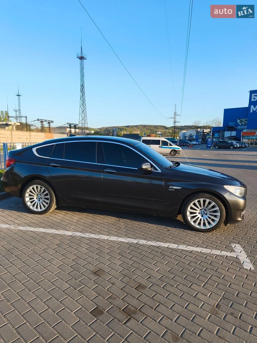 2010 BMW 5er - мініатюра 2
