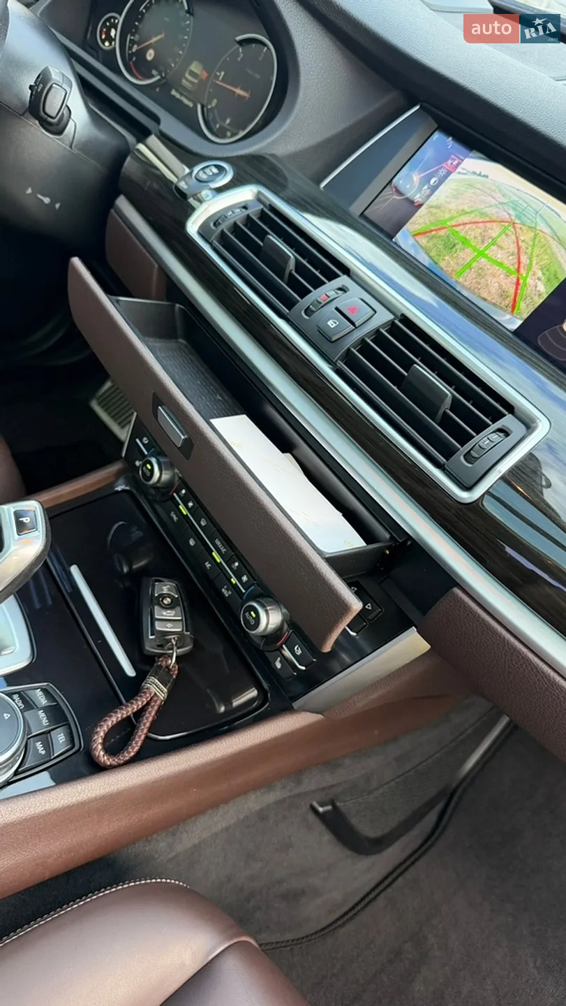 2014 BMW 5er - мініатюра 32
