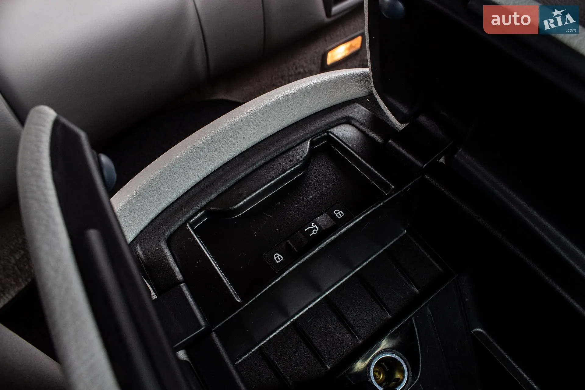 2012 BMW 5er - мініатюра 52