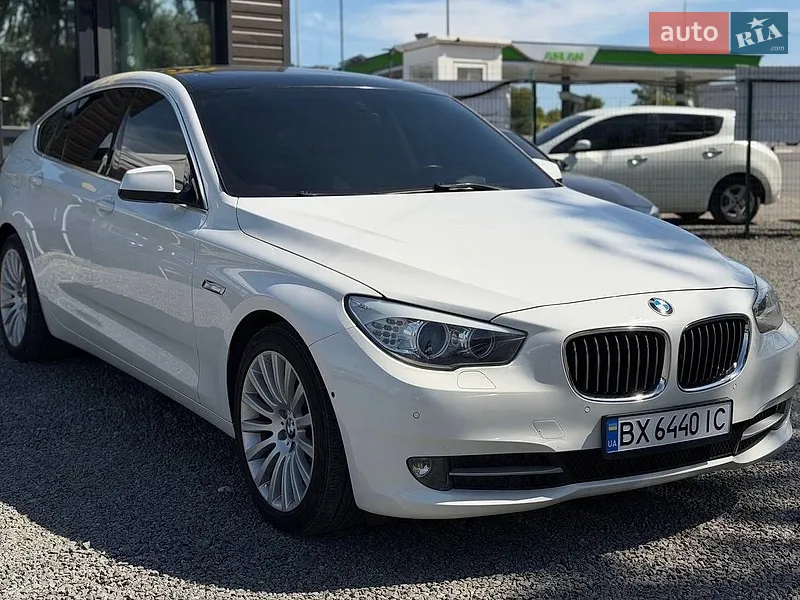 BMW 5 Series GT 2013