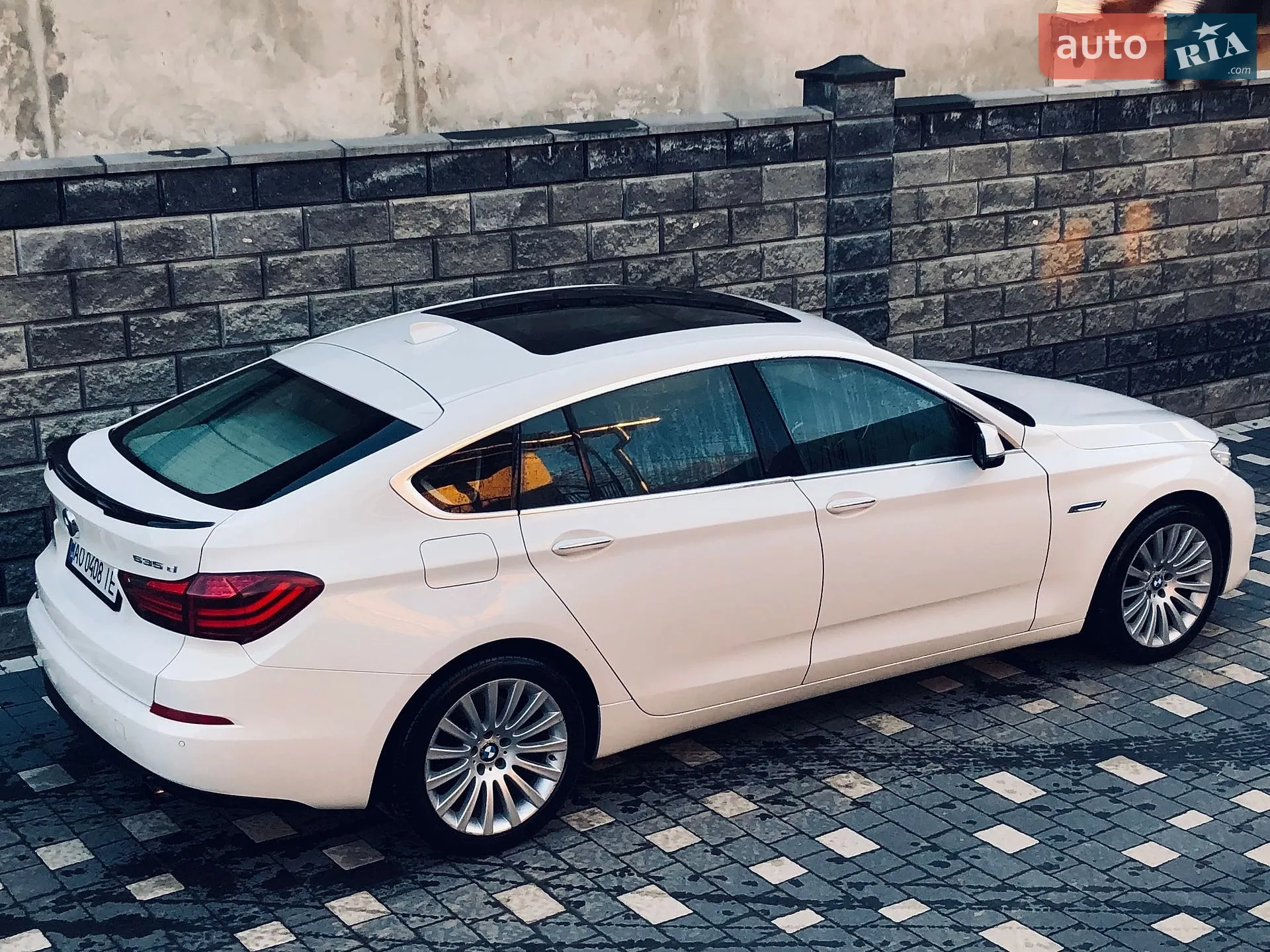 2014 BMW 5er - мініатюра 2