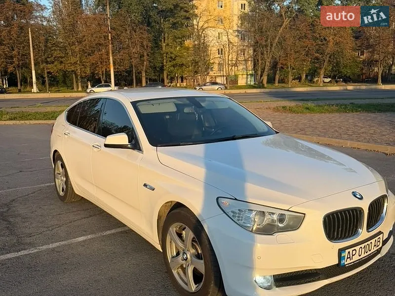 BMW 5 Series GT 2013